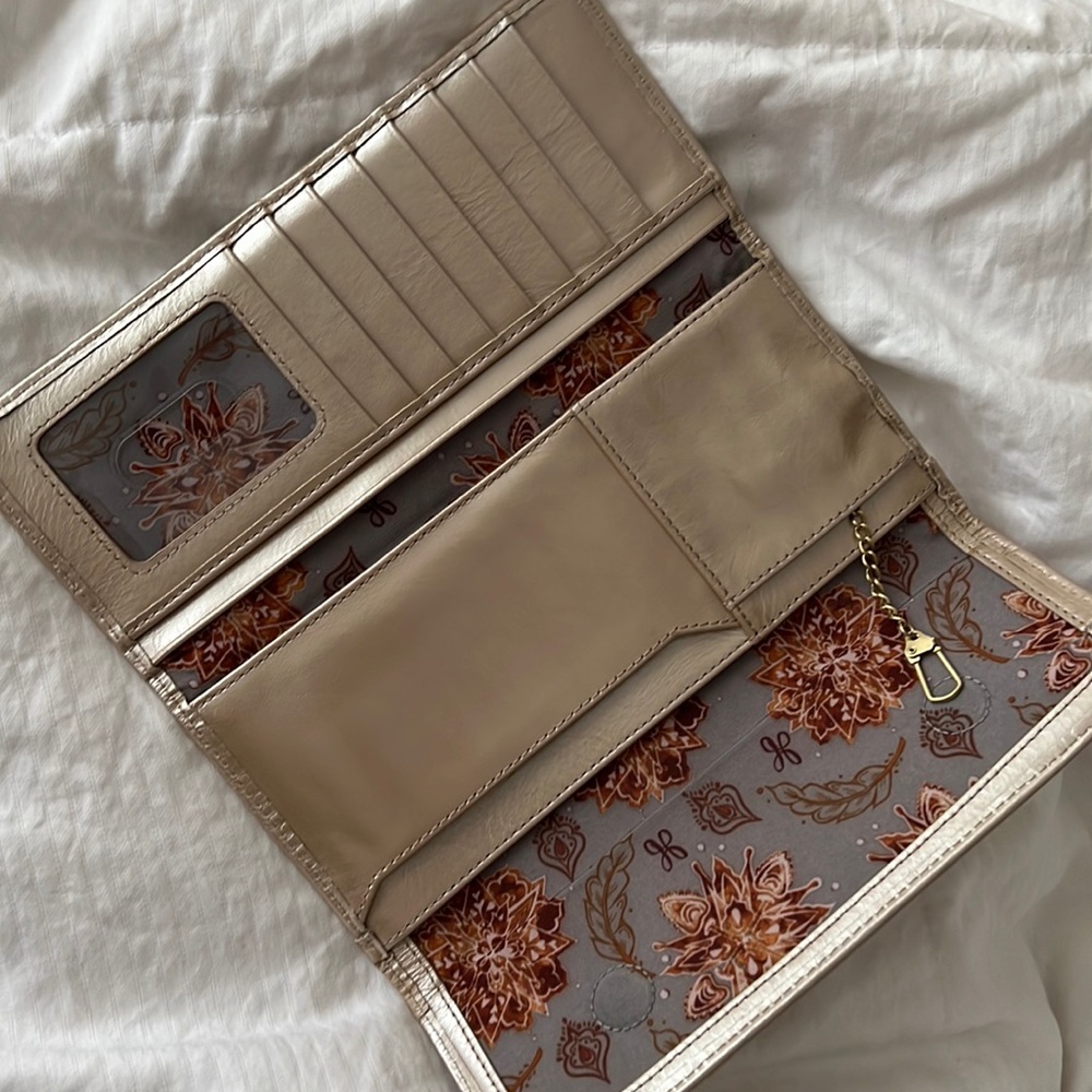 Hobo Sadie Gold Dust Leather Wallet